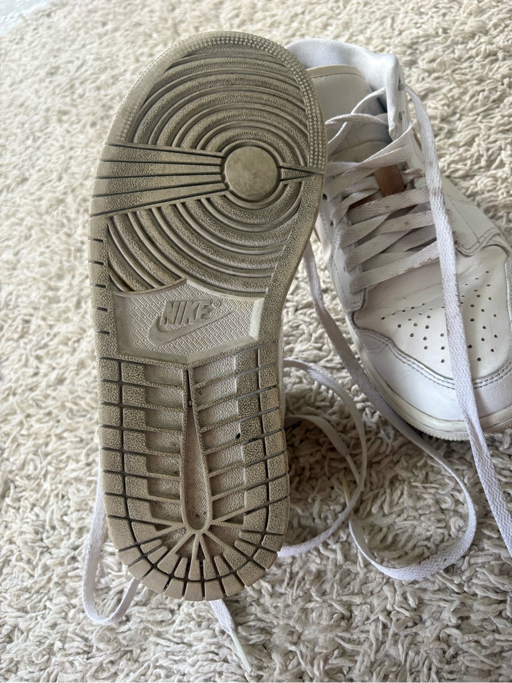 Womens Air Jordan 1 Low - Picture 7 of 10